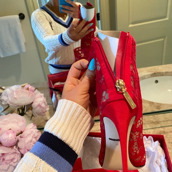 BRAND NEW DOLCE & GABBANA BETH RED LACW TOE ANKE BOOTS - Picture 14 of 16